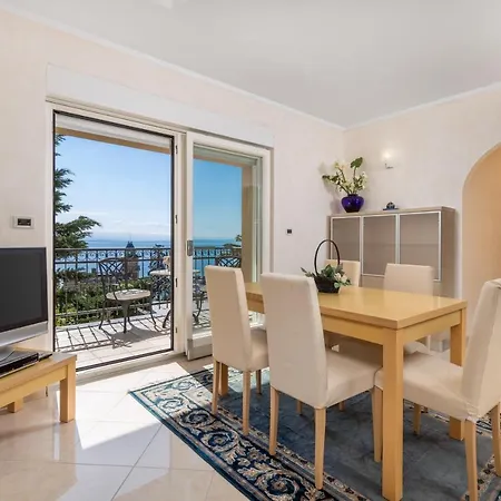 Lejlighed Perla With Balcony Ičići