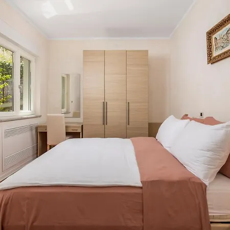 Apartment Perla With Balcony *